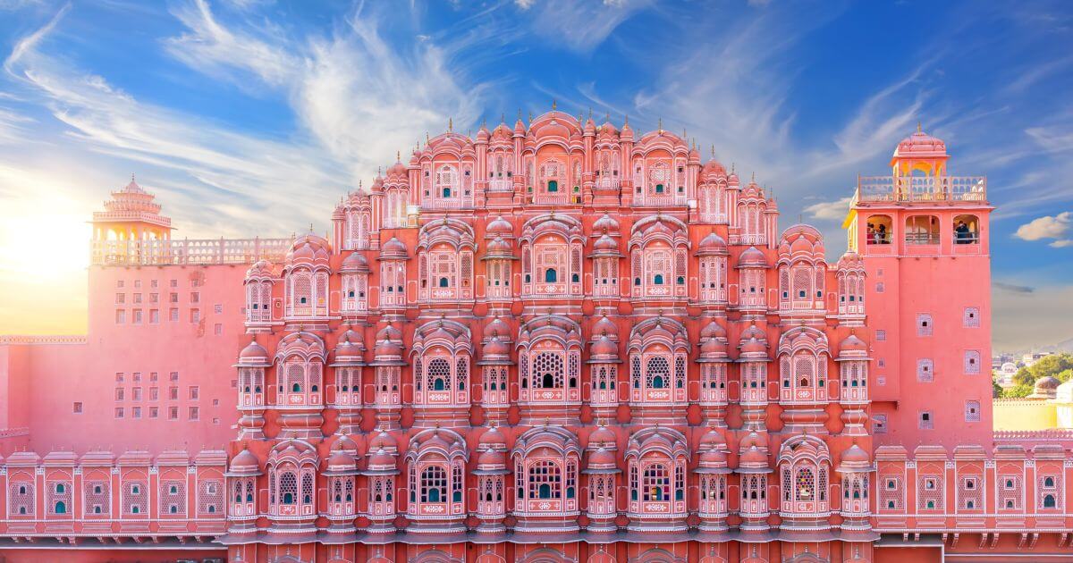 Chicago to Jaipur, India $815 on Etihad Airways